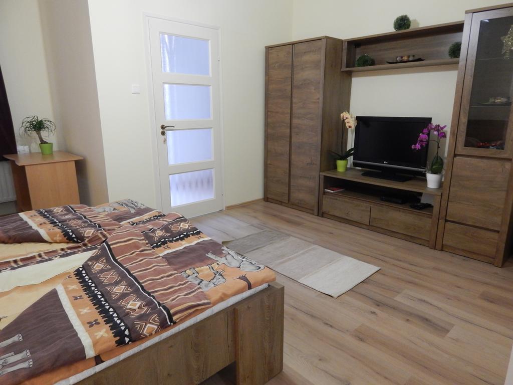 Csillagvirag Apartman Daire Mosonmagyaróvár Dış mekan fotoğraf